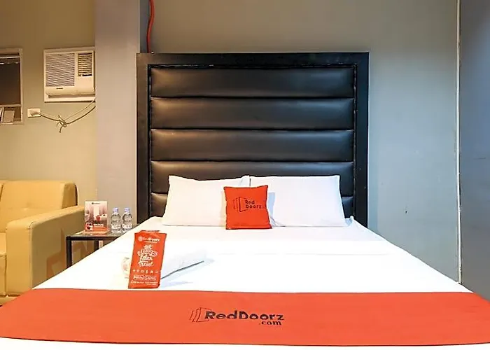 酒店 Reddoorz @ P Florentino Street Sampaloc 2*